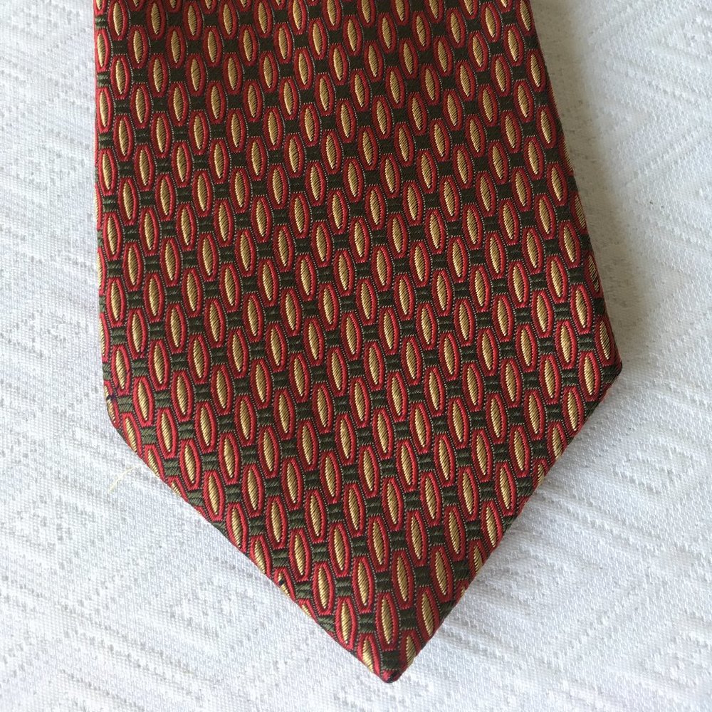Tiffany & Co red gold brown geometric 100% silk tie made in Italy